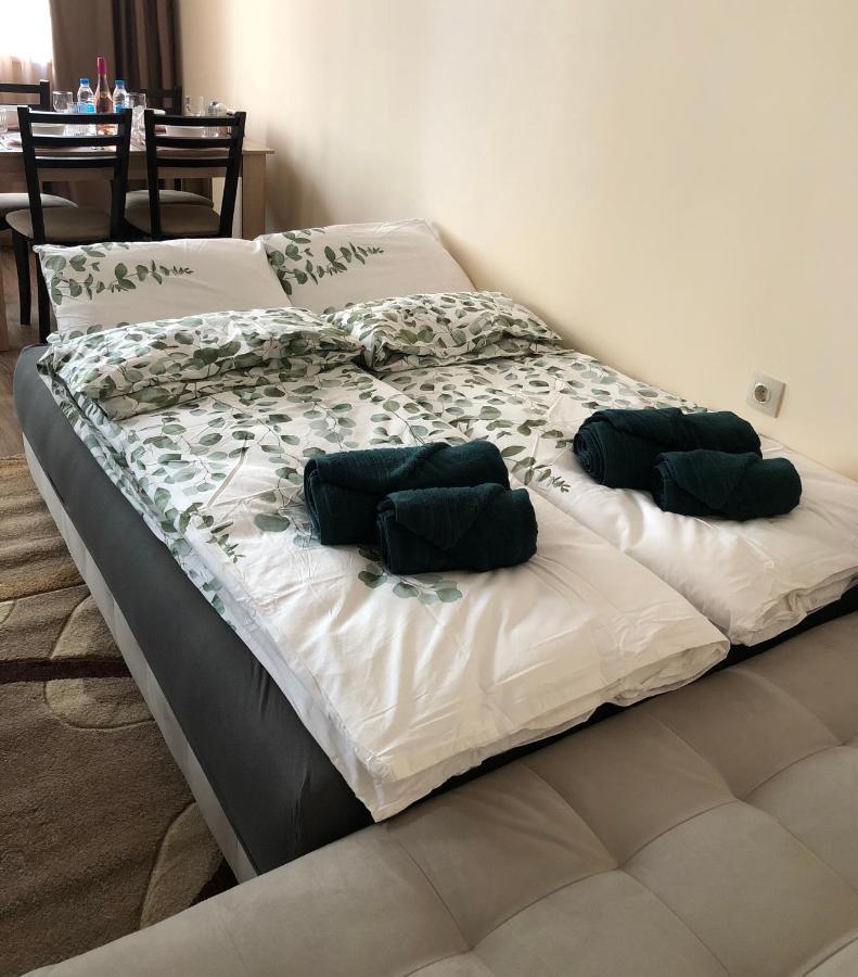 Luxury Apartment 2 Free Underground Parking Pazardzhik Luaran gambar